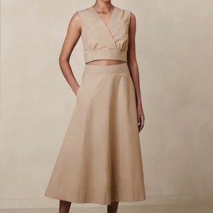 NWT Banana Republic Poplin Skirt